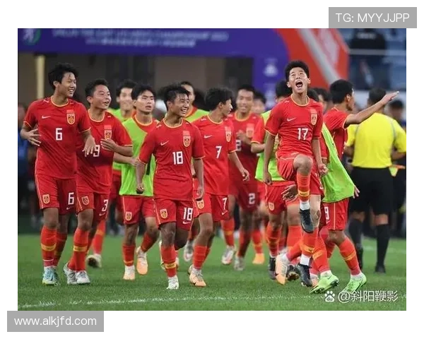 中国足球队逆袭成功 以五比三战胜强敌 晋级世界杯预选赛最终阶段