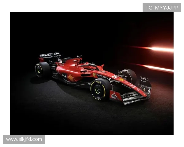 新赛季F1焦点解析车队技术升级与车手激烈竞争态势全面升温局势凸显