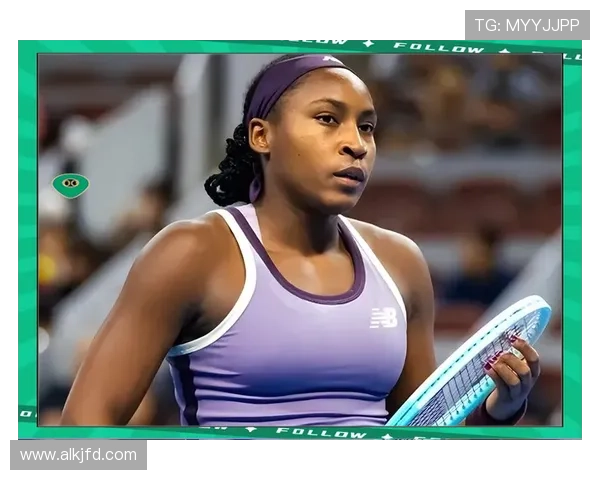 网球赛场新星崛起 未来之星迎战世界顶级选手展现非凡实力